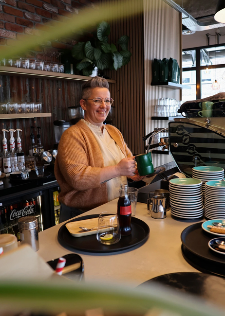 barista aan het werk bij gastrobar wendy